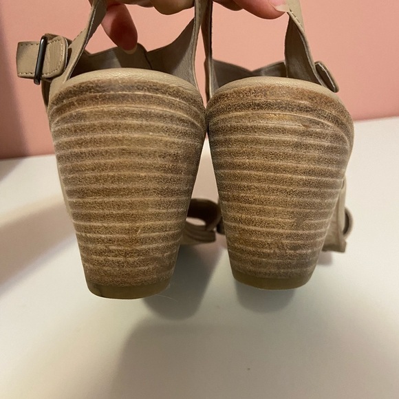 Eileen Fisher Wooden Heel Strappy Wedge Sandal Neutral Beige Size 6 - Picture 6 of 9